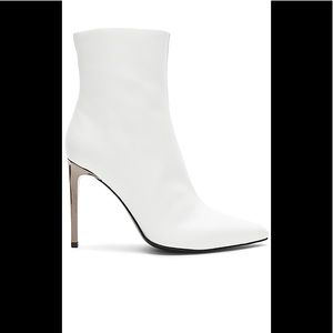 Rag& bone Wes leather boots, size 9.5